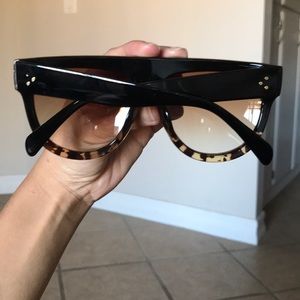 Tortoise Shell Flat-Top 3 Dot Sunglasses